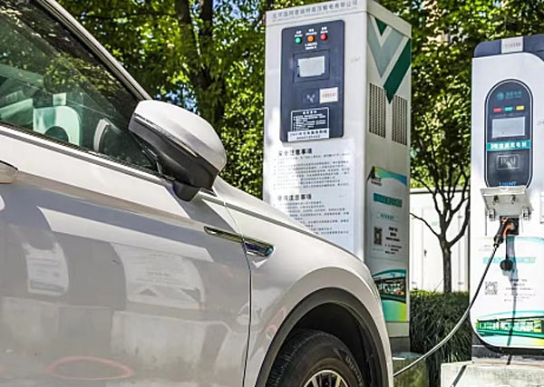 新能源汽車(chē)電池